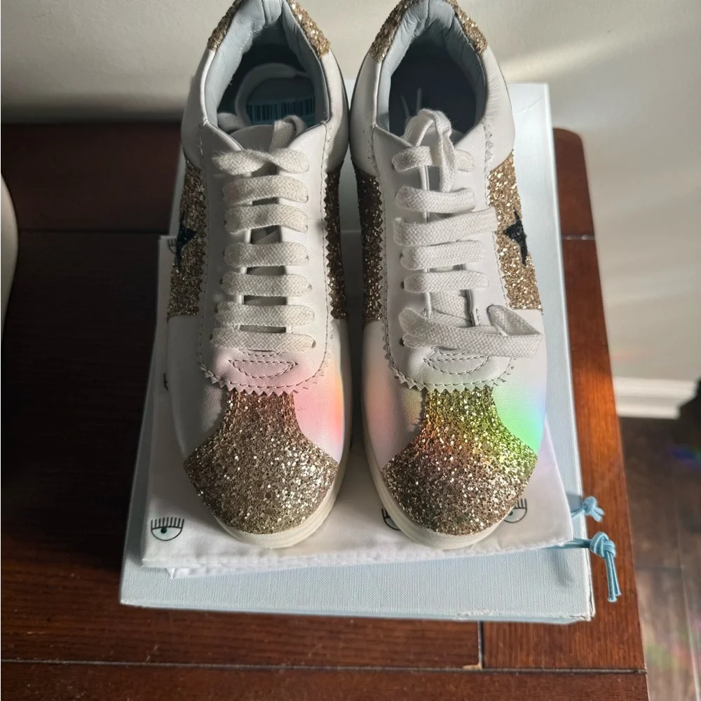 Chiara Ferragni Gold glitter high‎ sole sneaker size 35 NEW